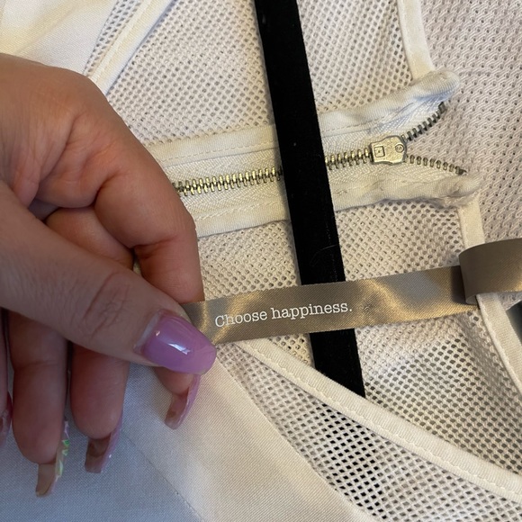 2 X 12 Short Sleeve Blouse Red X - Picture 14 of 14